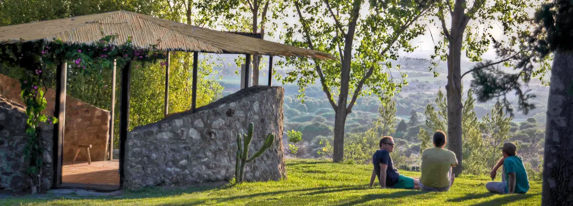 Rancho Punto Verde - Shaded Whispers of the Sierra